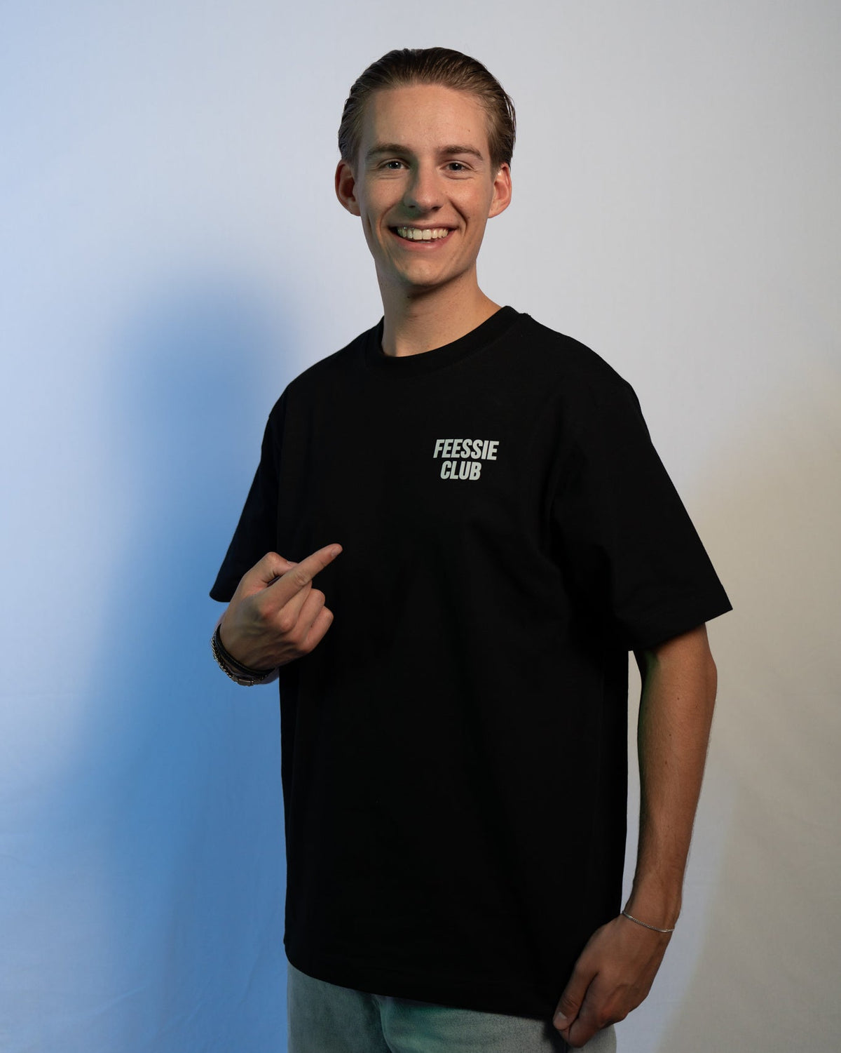 Feessie Club T-Shirt